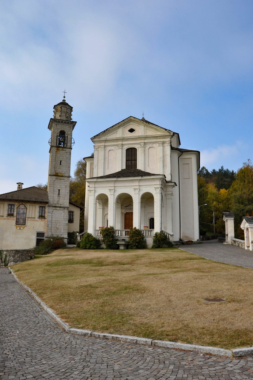 Madonna del Sasso - Orta San Giulio - Lago d'Orta - Orta S. Giulio - Istanti in viaggio